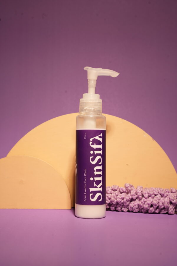 Skinsify Acne Control Face Wash